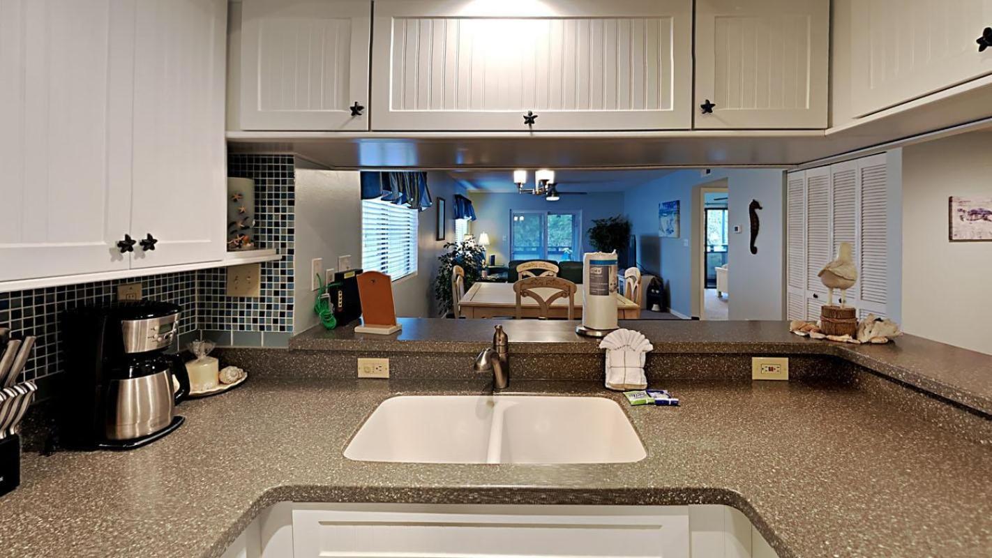 Experience Tranquility At Summertree Village Condo 미를 비치 외부 사진