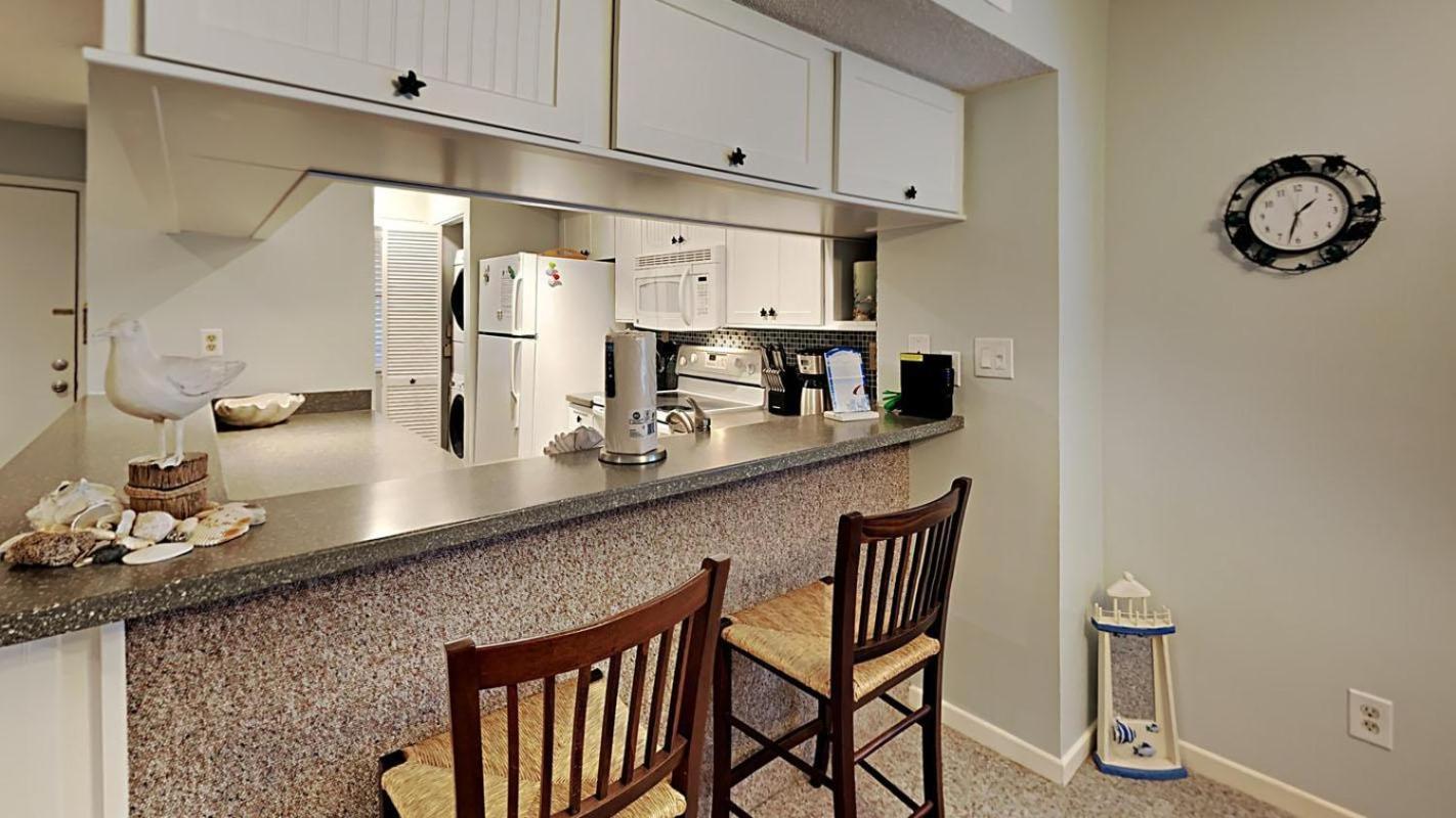 Experience Tranquility At Summertree Village Condo 미를 비치 외부 사진